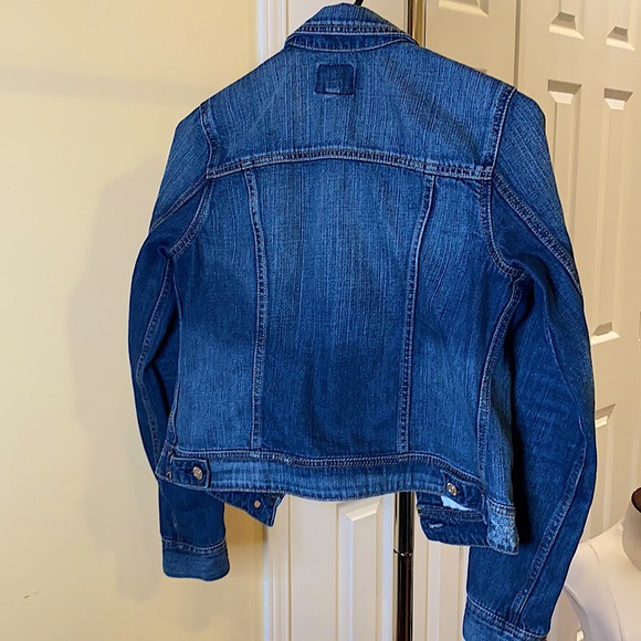 LIKE NEW American Eagle classic blue denim jacket - Picture 6 of 7